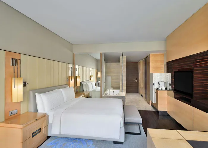 Jw Marriott Hotel New Delhi Aerocity