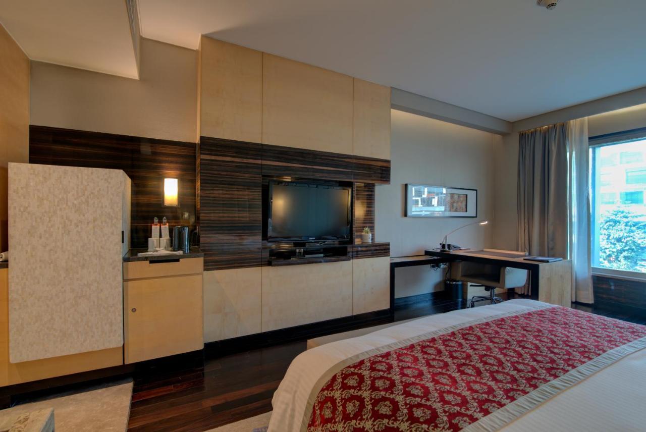 होटल Jw Marriott Aerocity 5*